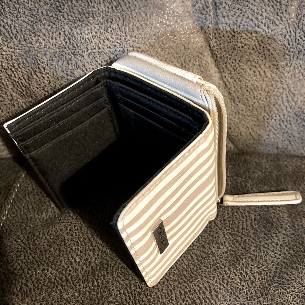 Tahari women’s wallet with chance pouch and id slot.